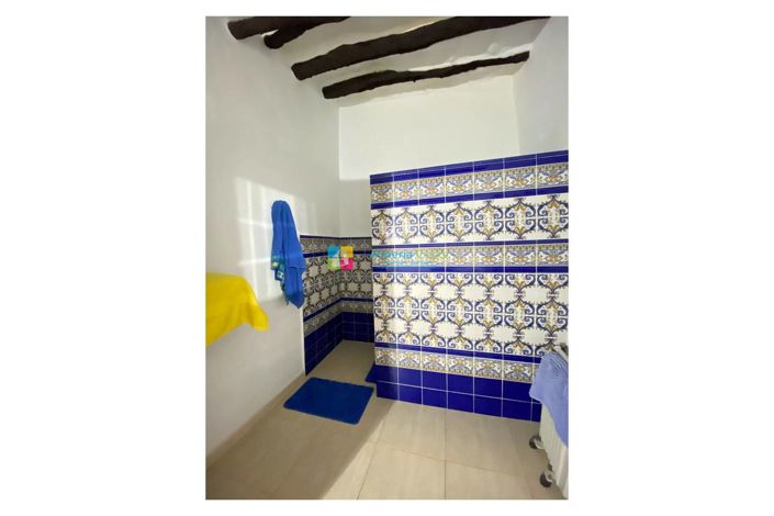 Image No.26-3 Bed Townhouse for sale