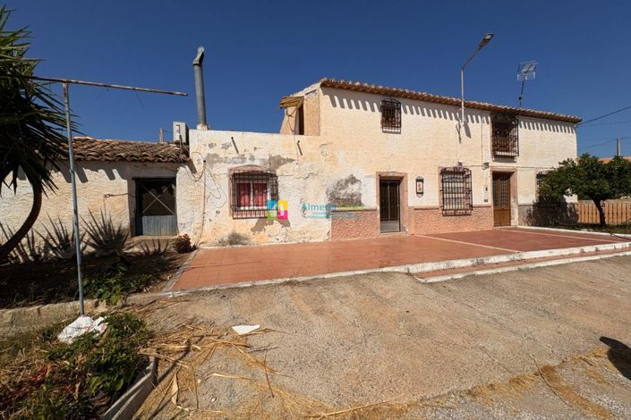 Image No.1-Maison de campagne de 3 chambres à vendre à Albox