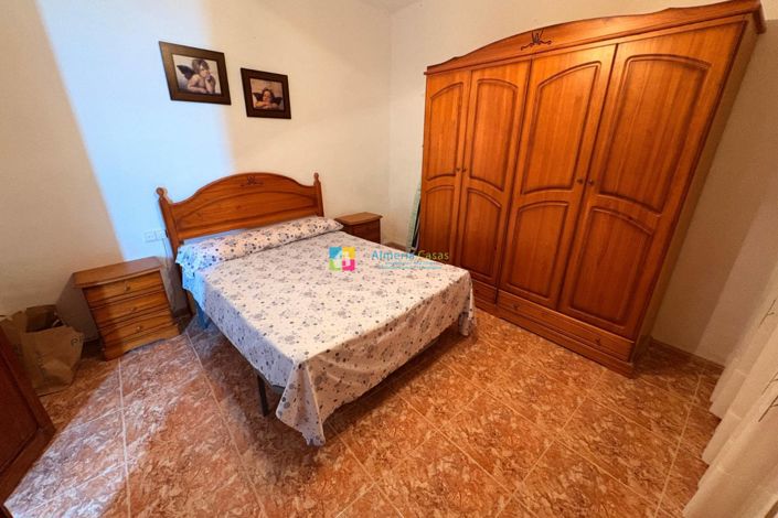 Image No.12-3 Bed Country House for sale