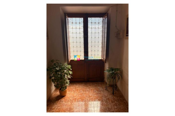 Image No.17-3 Bed Country House for sale