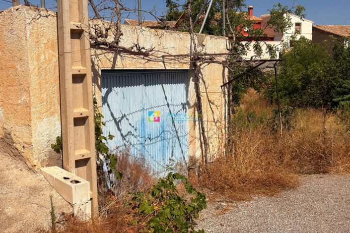 Image No.30-3 Bed Country House for sale