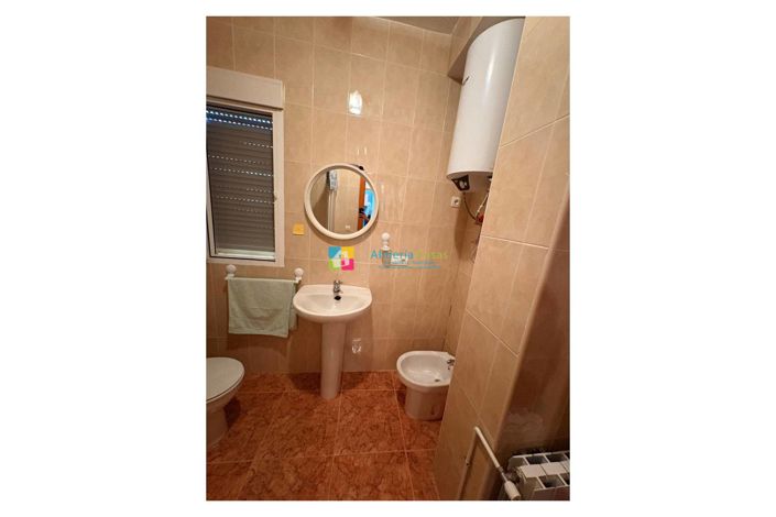 Image No.39-8 Bed Townhouse for sale