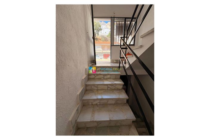 Image No.40-8 Bed Townhouse for sale