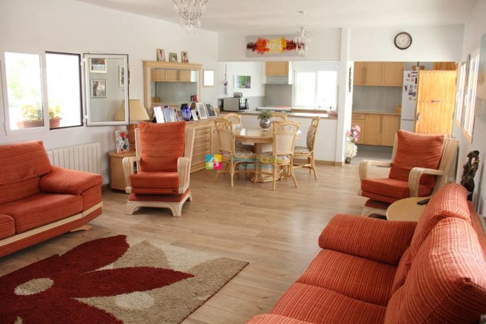 Image No.7-3 Bed Villa for sale