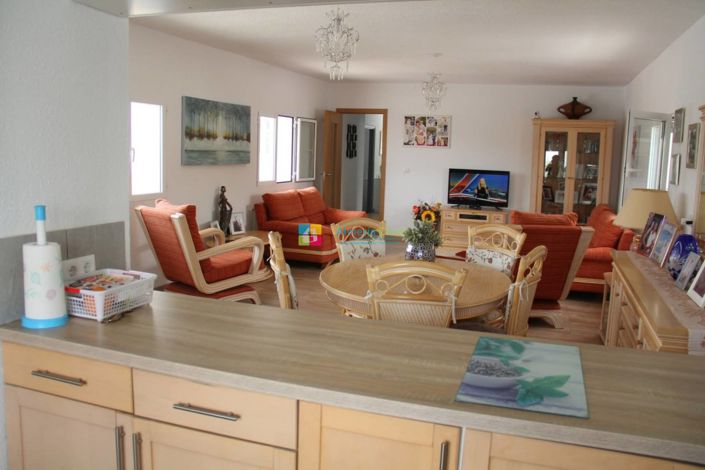 Image No.9-3 Bed Villa for sale