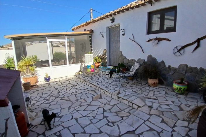 Image No.3-2 Bed Country House for sale