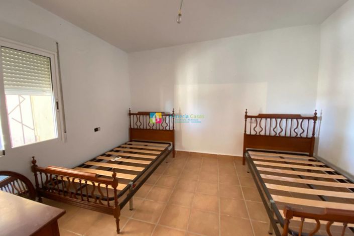 Image No.11-5 Bed Country House for sale