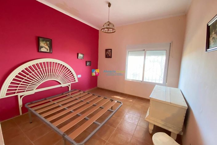 Image No.16-5 Bed Country House for sale