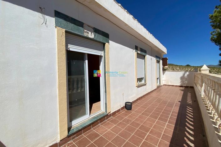 Image No.25-5 Bed Country House for sale