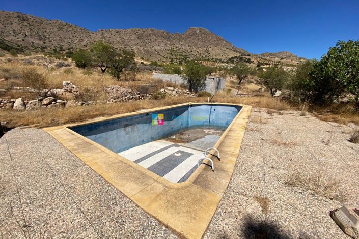 Image No.3-5 Bed Country House for sale