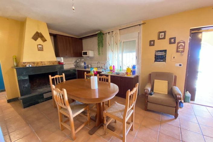 Image No.7-5 Bed Country House for sale