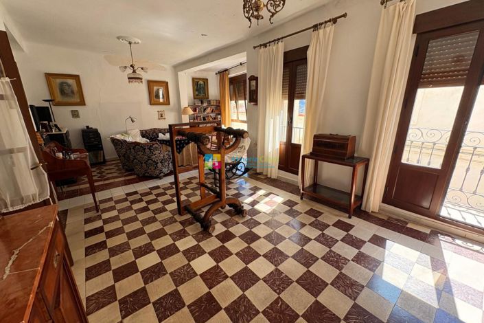 Image No.12-Maison de ville de 10 chambres à vendre à Serón