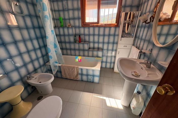 Image No.26-Maison de ville de 10 chambres à vendre à Serón