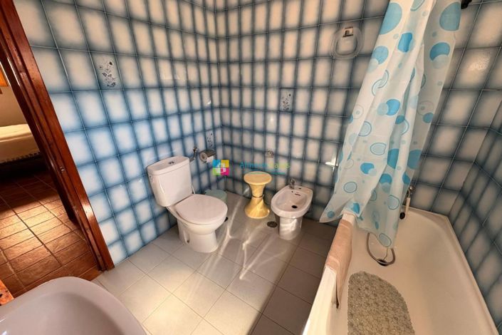 Image No.27-Maison de ville de 10 chambres à vendre à Serón