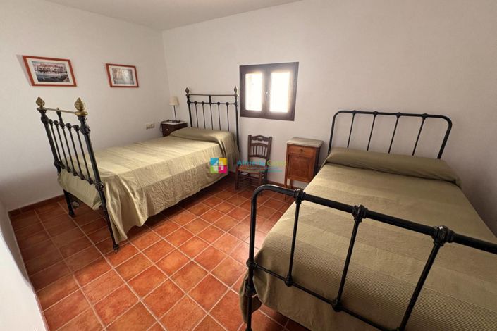 Image No.35-Maison de ville de 10 chambres à vendre à Serón