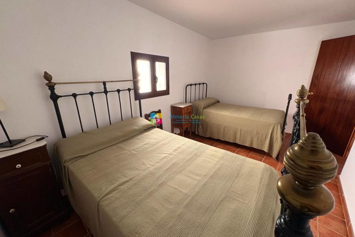 Image No.36-Maison de ville de 10 chambres à vendre à Serón
