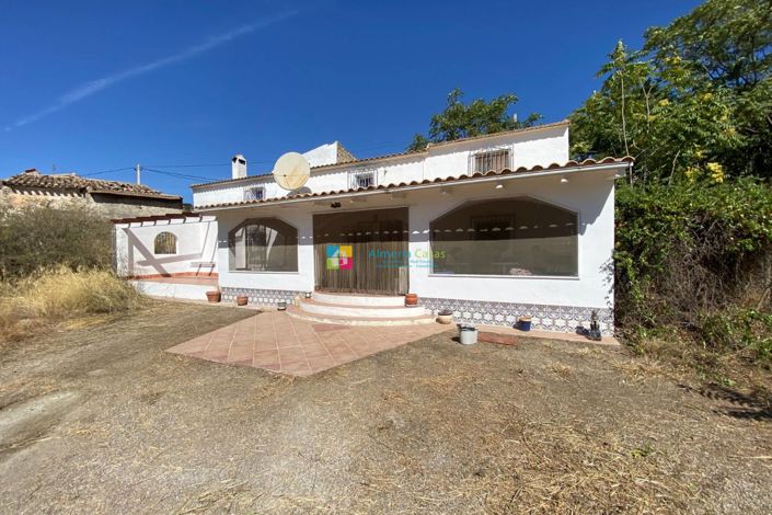 Image No.1-Maison de campagne de 3 chambres à vendre à Velez-Rubio