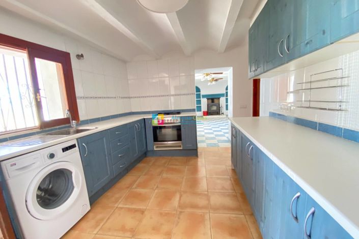 Image No.5-Maison de campagne de 3 chambres à vendre à Velez-Rubio