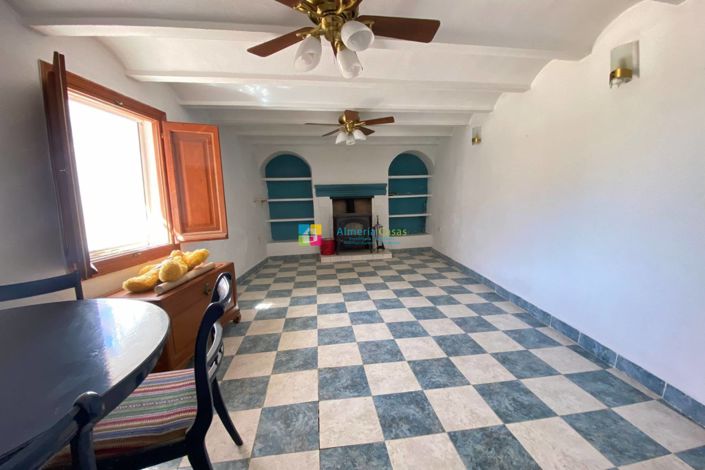 Image No.8-3 Bed Country House for sale