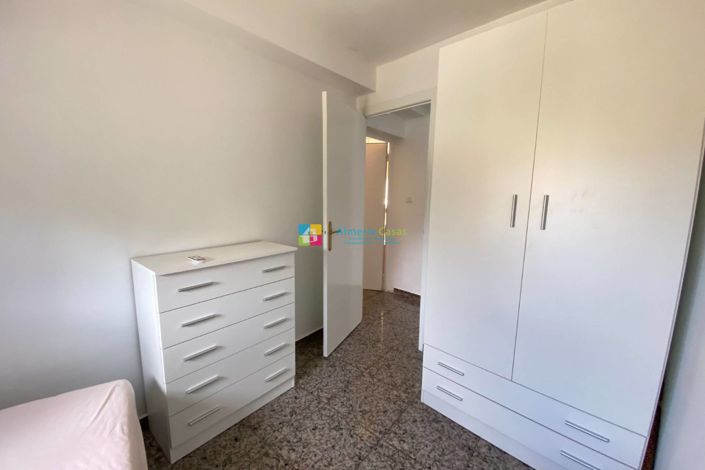 Image No.12-3 Bed Country House for sale