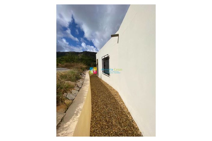 Image No.18-Maison de campagne de 3 chambres à vendre à Oria