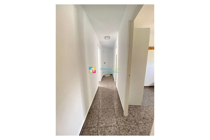 Image No.8-Maison de campagne de 3 chambres à vendre à Oria