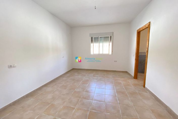Image No.13-3 Bed Villa for sale