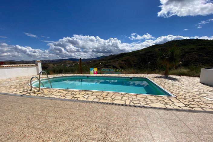 Image No.21-3 Bed Villa for sale
