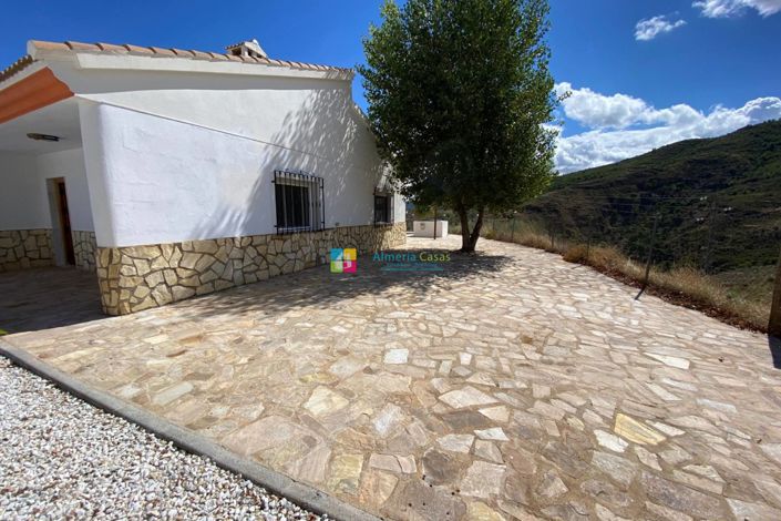 Image No.25-3 Bed Villa for sale