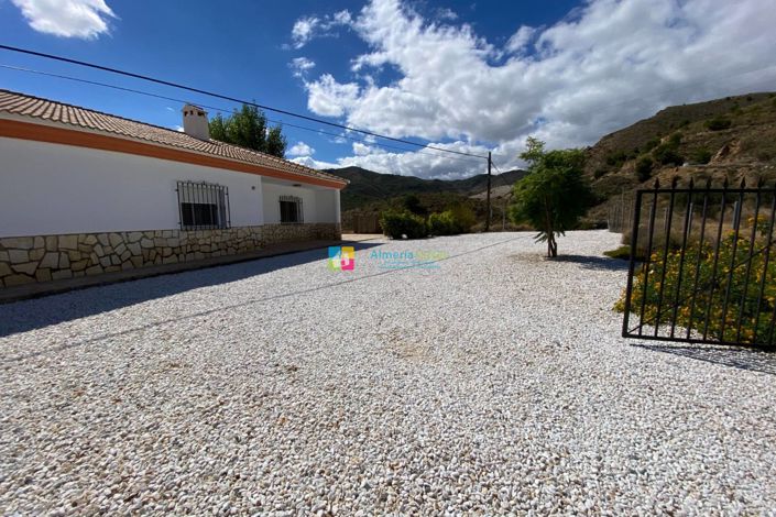 Image No.28-3 Bed Villa for sale