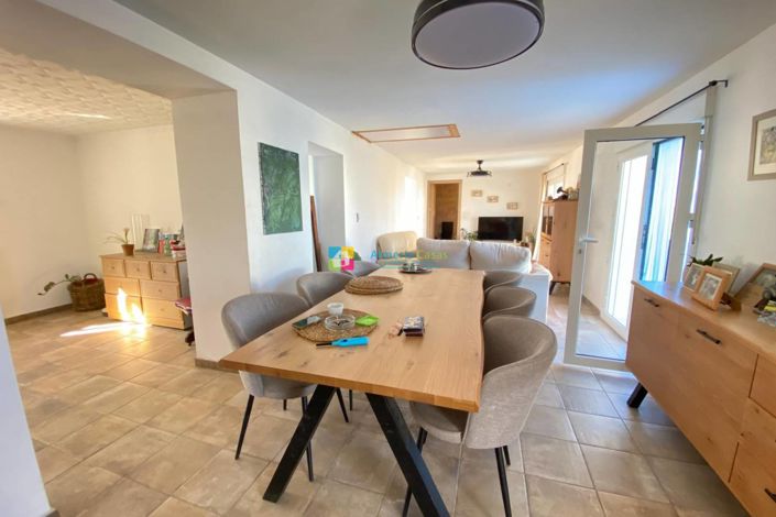 Image No.15-3 Bed Country House for sale