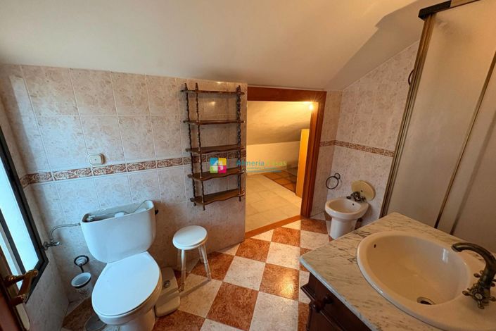 Image No.17-Villa de 4 chambres à vendre à Olula del Río