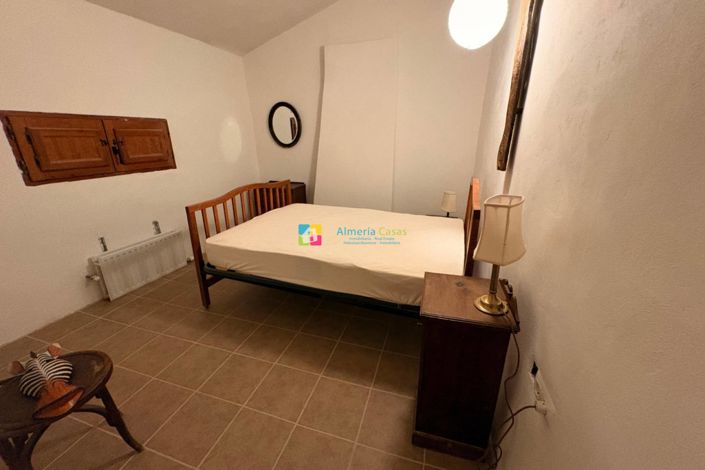 Image No.24-Maison de campagne de 6 chambres à vendre à Oria