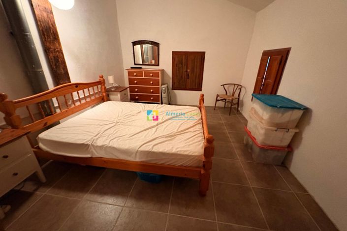 Image No.26-6 Bed Country House for sale