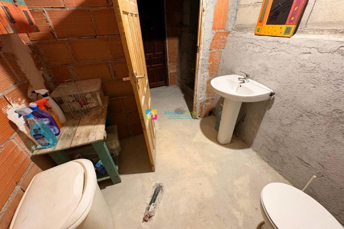 Image No.31-Maison de campagne de 6 chambres à vendre à Oria