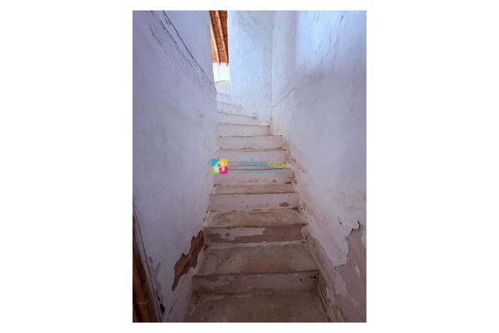 Image No.16-3 Bed Townhouse for sale