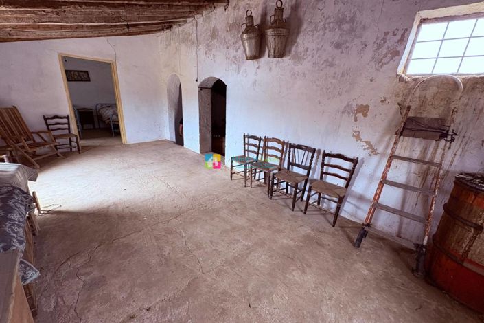 Image No.18-3 Bed Townhouse for sale