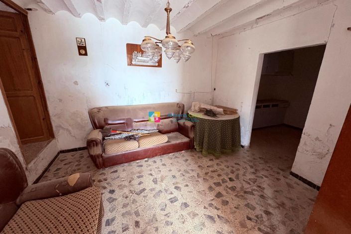 Image No.7-3 Bed Townhouse for sale