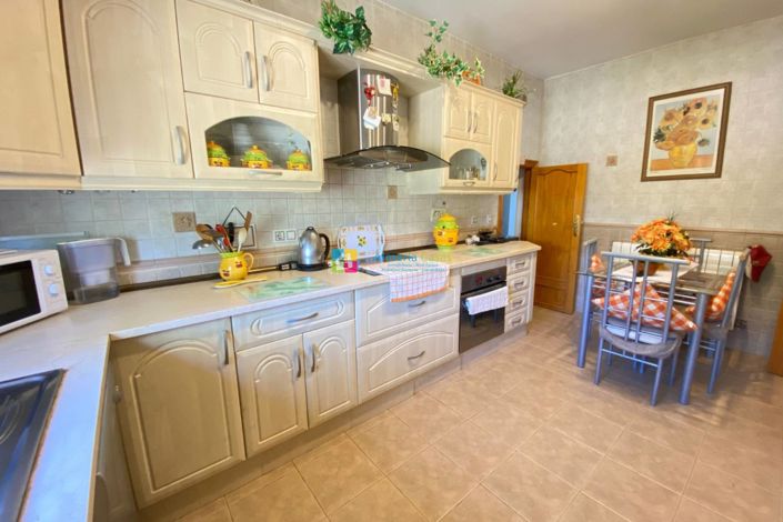 Image No.8-3 Bed Villa for sale