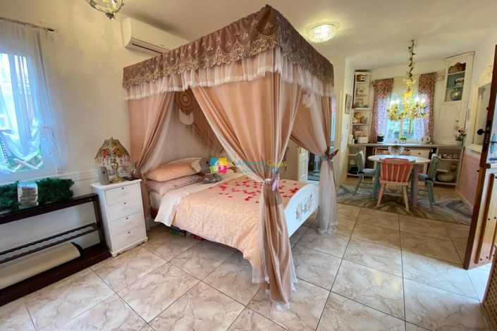 Image No.34-3 Bed Villa for sale