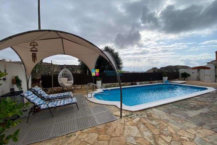 Image No.5-3 Bed Villa for sale