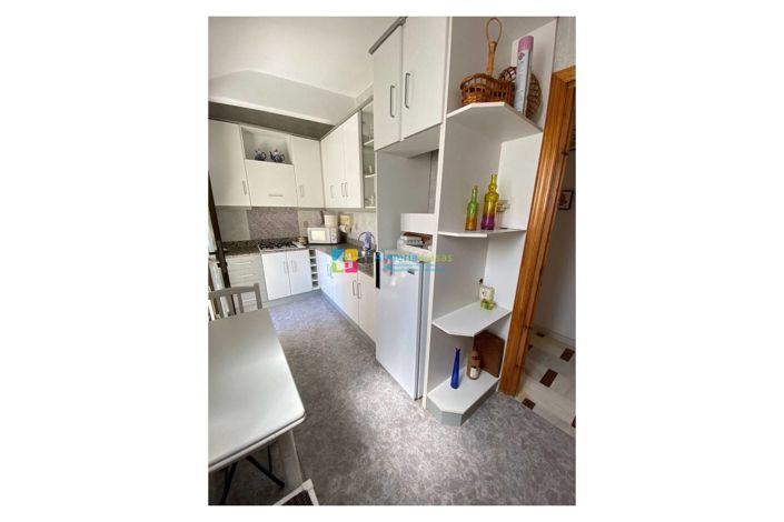 Image No.28-6 Bed Townhouse for sale