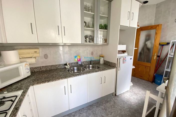 Image No.29-6 Bed Townhouse for sale