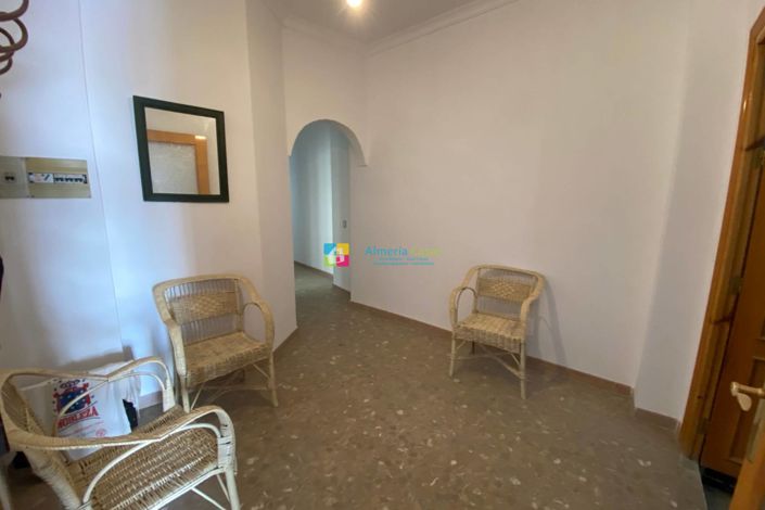 Image No.3-6 Bed Townhouse for sale