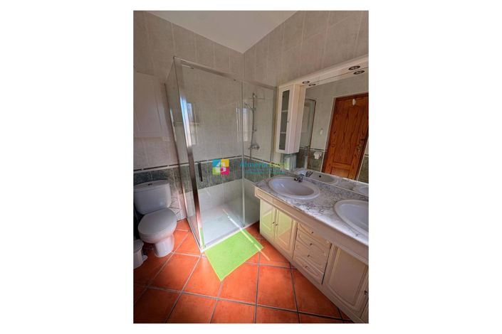 Image No.23-3 Bed Villa for sale