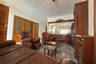 4 Bed Duplex for sale