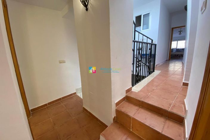 Image No.17-3 Bed Townhouse for sale