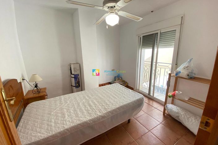 Image No.19-3 Bed Townhouse for sale