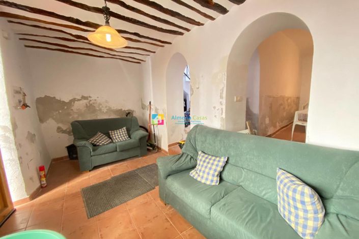 Image No.4-3 Bed Townhouse for sale