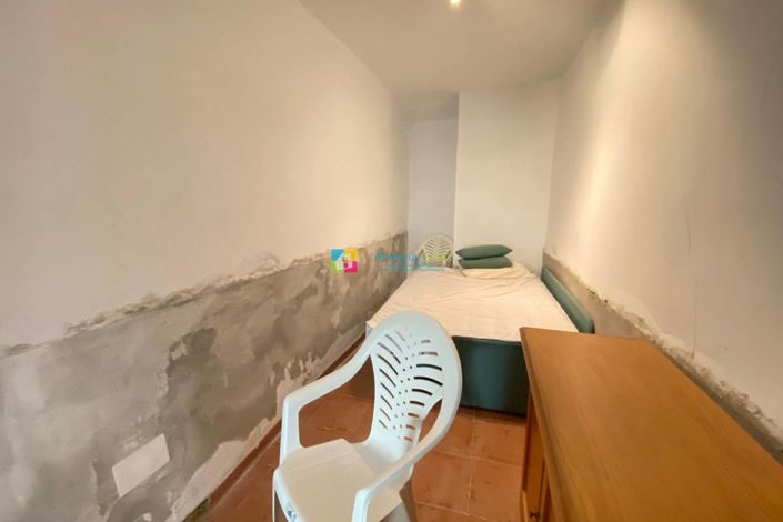 Image No.6-3 Bed Townhouse for sale